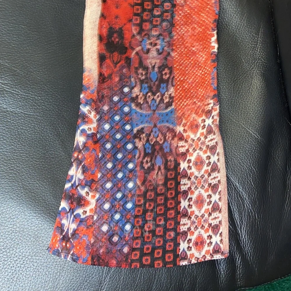 B. Design chiffon blouse - Picture 5 of 5